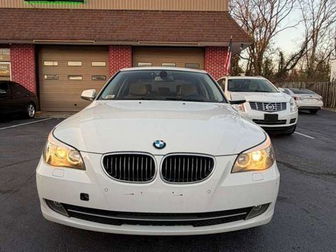 Used 2010 BMW 528i xDrive Sedan image 8