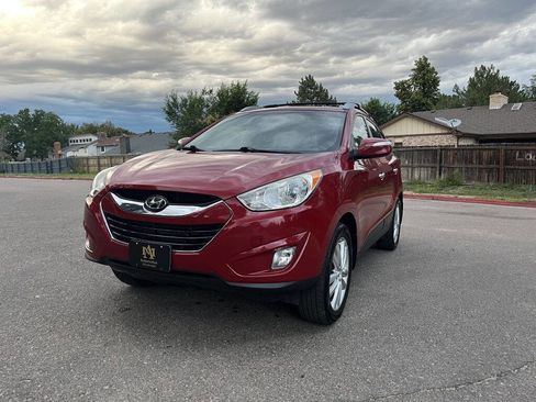 Used 2013 Hyundai Tucson Limited image 8