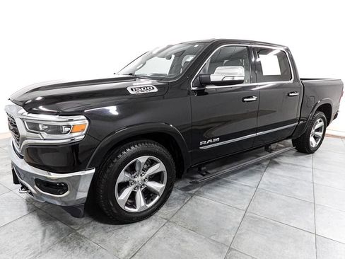 Used 2022 RAM 1500 Limited AWD/4WD image 3