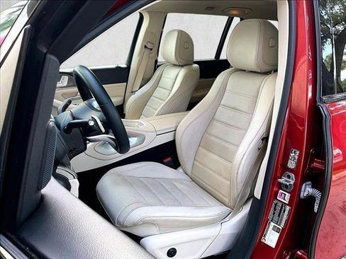 Used 2022 Mercedes-Benz GLS 450 4MATIC image 25