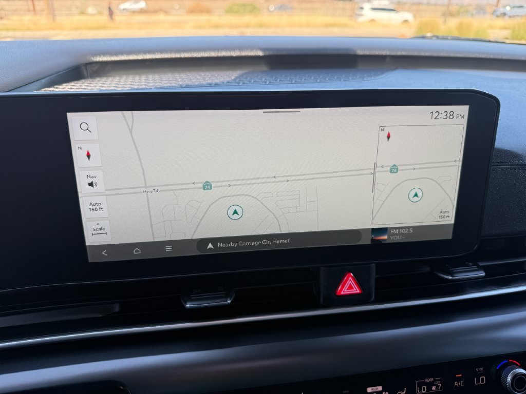 Used 2026 Kia Carnival LXS FWD image 19
