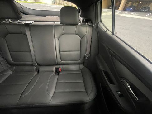 Used 2025 Buick Envista Sport Touring image 31