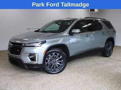 Used 2023 Chevrolet Traverse RS
