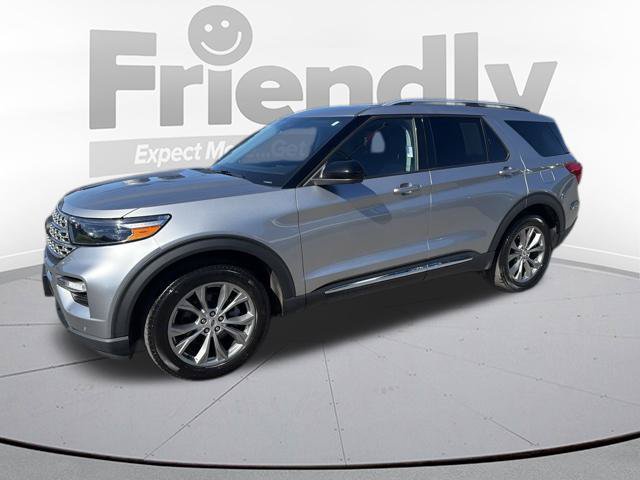 Used 2022 Ford Explorer Limited AWD/4WD image 2