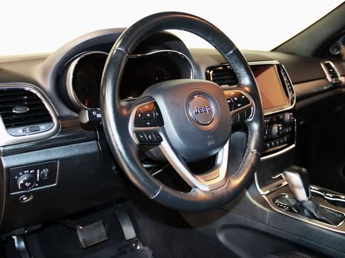 Used 2019 Jeep Grand Cherokee Altitude AWD/4WD image 35