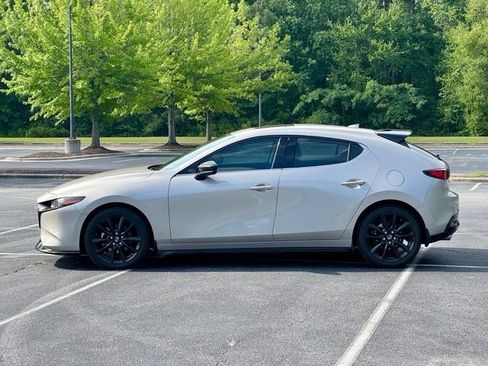 Used 2024 MAZDA MAZDA3 Hatchback w/Premium Plus Pkg AWD/4WD image 3