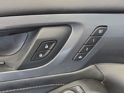 Used 2019 Chevrolet Traverse Premier w/ LPO, Cargo Package AWD/4WD image 25