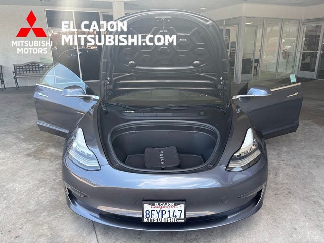Used 2018 Tesla Model 3 Long Range RWD image 19