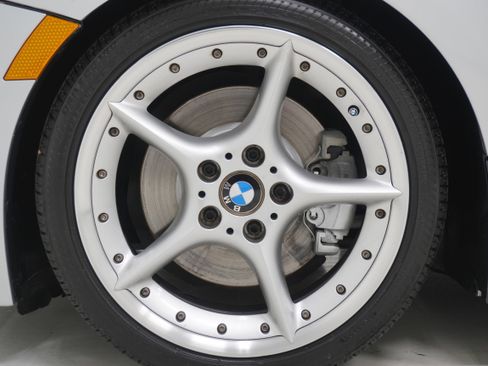 Used 2008 BMW Z4 3.0si image 25