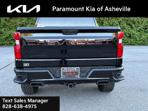 Used 2024 Chevrolet Silverado 1500 Custom Trail Boss w/ Midnight Edition image 5