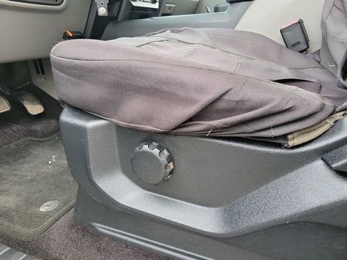 Used 2017 Ford F150 XL w/ Equipment Group 101A Mid image 12