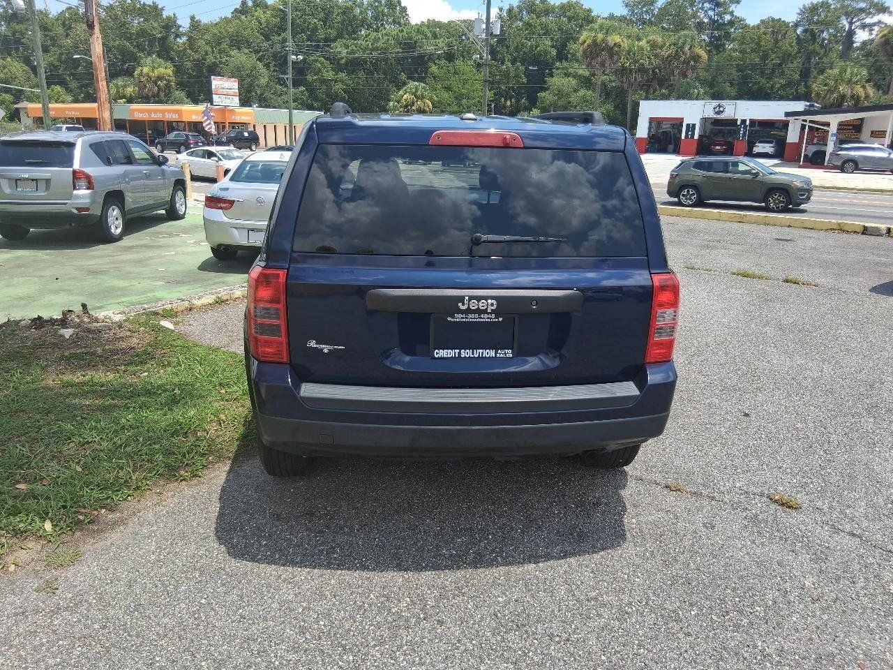 Used 2014 Jeep Patriot Sport FWD image 4