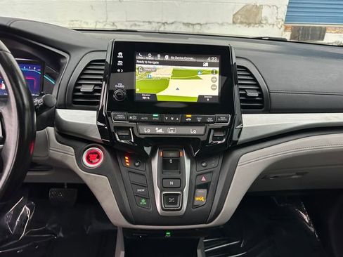 Used 2018 Honda Odyssey EX-L image 18