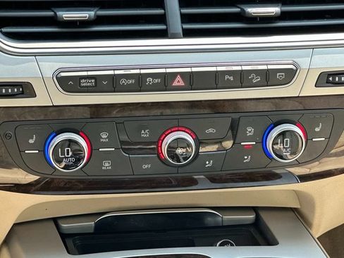 Used 2019 Audi Q7 2.0T Premium Plus w/ Premium Plus Package AWD/4WD image 5