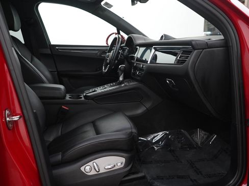 Used 2020 Porsche Macan GTS AWD/4WD image 11