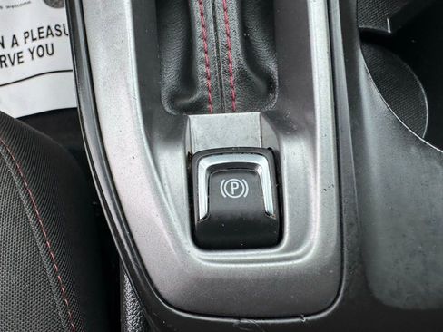 Used 2024 Chevrolet Trax RS w/ Driver Confidence Package image 27