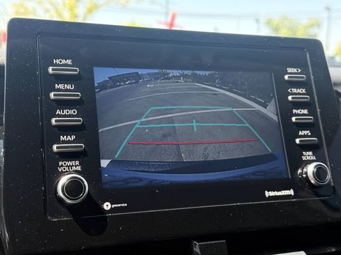 Used 2021 Toyota Camry SE FWD image 24