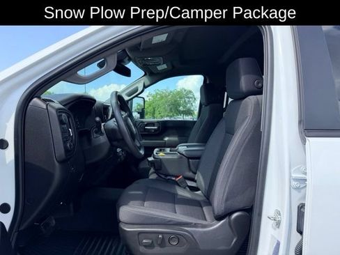 Used 2025 Chevrolet Silverado 2500 Custom w/ Custom Value Package AWD/4WD image 8