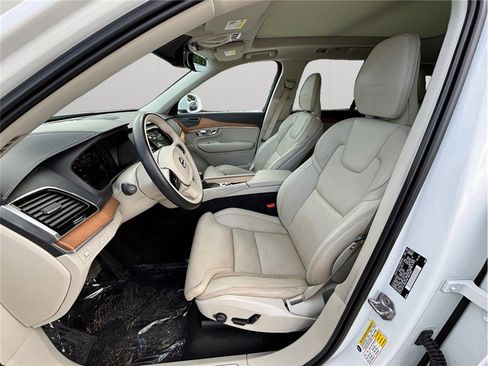 Used 2019 Volvo XC90 T6 Inscription w/ Protection Package Premier image 2