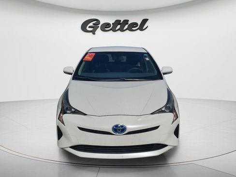 Used 2016 Toyota Prius Three FWD image 2