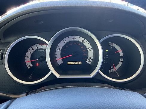 Used 2015 Toyota Tacoma PreRunner image 21