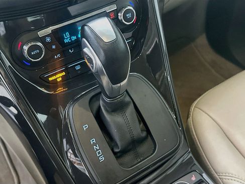 Used 2015 Ford Escape Titanium FWD image 23
