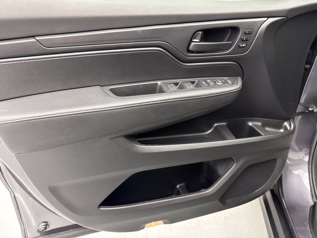 Used 2025 Honda Odyssey EX-L image 17