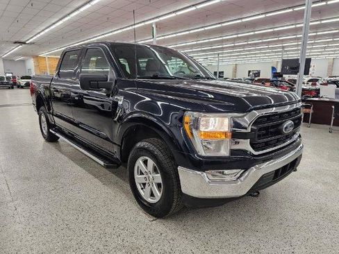 Used 2021 Ford F150 XLT w/ Equipment Group 301A Mid AWD/4WD image 4
