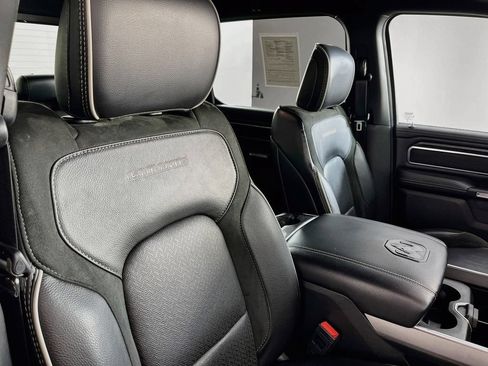 Used 2023 RAM 1500 Laramie AWD/4WD image 37