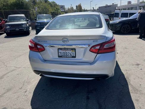 Used 2016 Nissan Altima 2.5 SR image 5