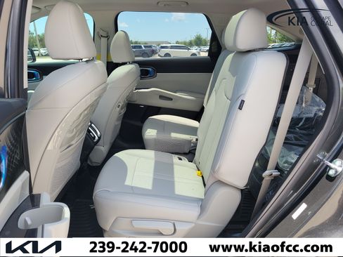 New 2026 Kia Sorento EX FWD image 13