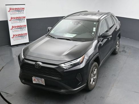 Used 2024 Toyota RAV4 XLE AWD/4WD image 12