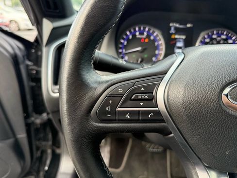 Used 2017 INFINITI Q60 3.0t w/ Premium Plus Package 3.0T image 21