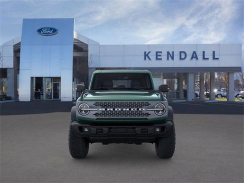 Used 2025 Ford Bronco Badlands image 6