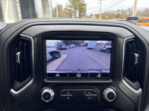 Used 2022 GMC Sierra 2500 AT4 w/ Snow Plow Prep/Camper Package image 21