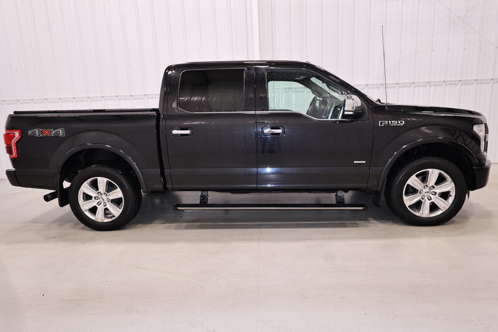 Used 2015 Ford F150 Platinum w/ Equipment Group 701A Luxury AWD/4WD image 2