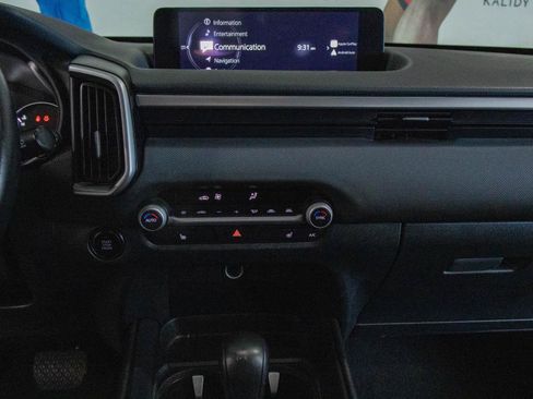 Used 2024 MAZDA CX-50 AWD 2.5 S w/ Preferred Package image 4