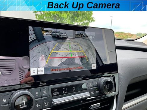Certified 2025 Toyota Grand Highlander FWD image 12