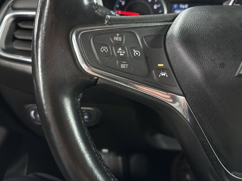 Used 2021 Chevrolet Equinox LT image 21