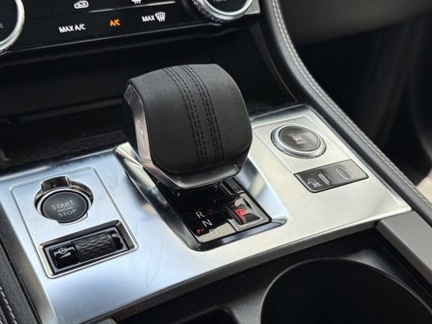 Used 2025 Jaguar F-PACE R-Dynamic S image 20