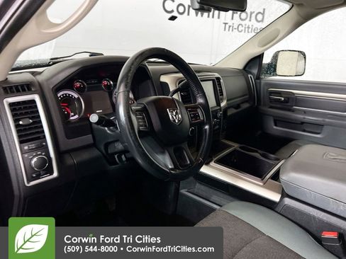 Used 2014 RAM 3500 SLT w/ Luxury Group image 3