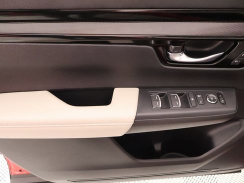 Used 2025 Honda CR-V EX-L image 16