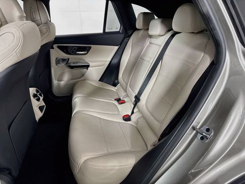 Used 2023 Mercedes-Benz GLC 300 w/ Exclusive Trim Package image 30