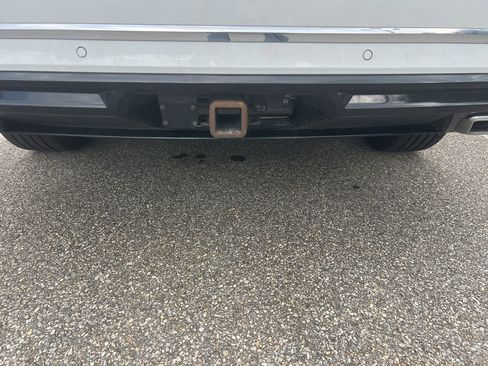 Used 2019 Volkswagen Atlas SEL R-Line image 6