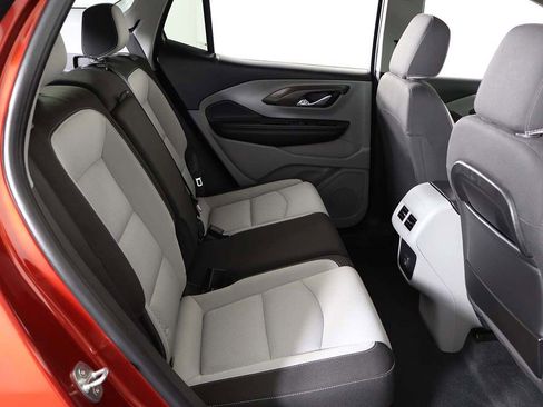 Used 2023 GMC Terrain SLE w/ Driver Convenience Package image 35