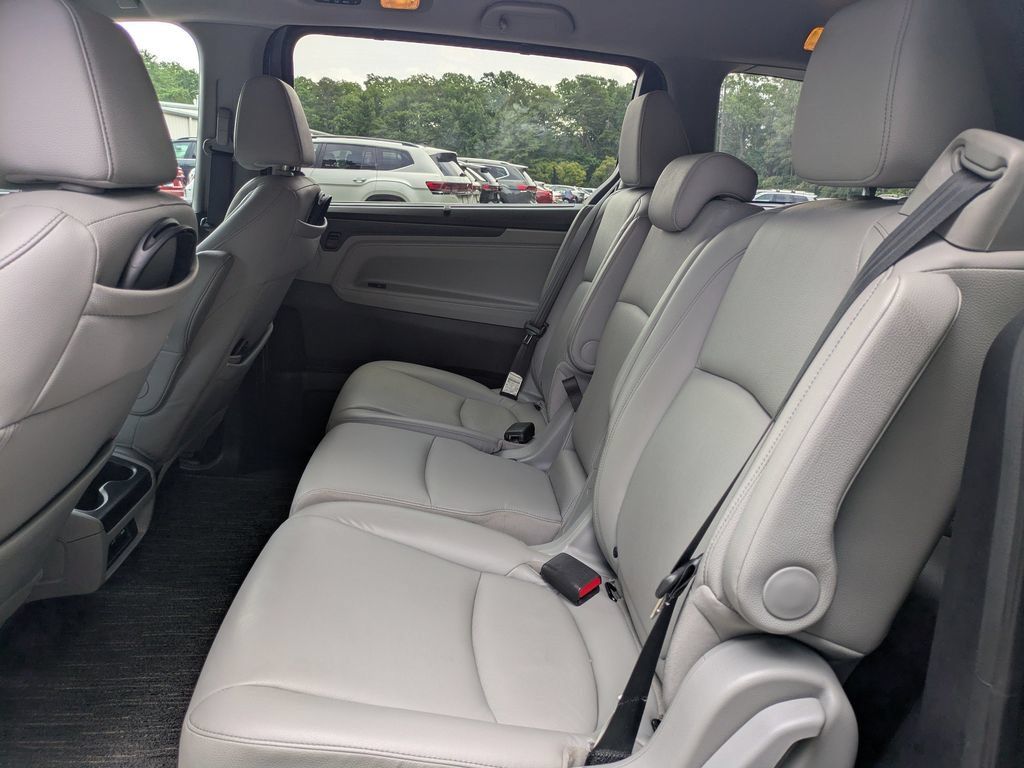 Used 2024 Honda Odyssey Touring image 14
