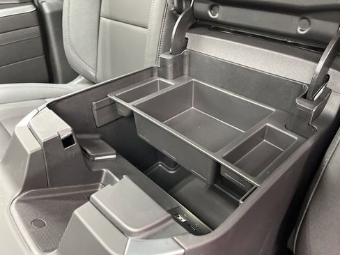 New 2026 GMC Sierra 1500 Elevation w/ Elevation Premium Package AWD/4WD image 18