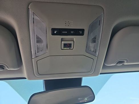 Used 2023 Toyota RAV4 LE image 28