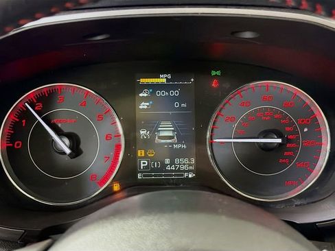 Used 2021 Subaru Impreza 2.0i Sport image 11