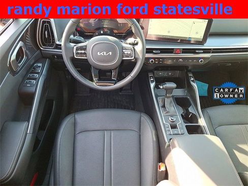 Used 2025 Kia Sorento S w/ Panoramic Sunroof Package image 11